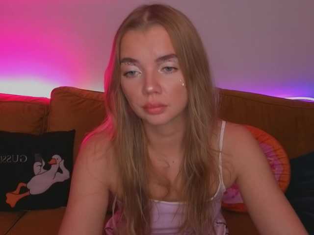 MiamiMur live cam on BongaCams