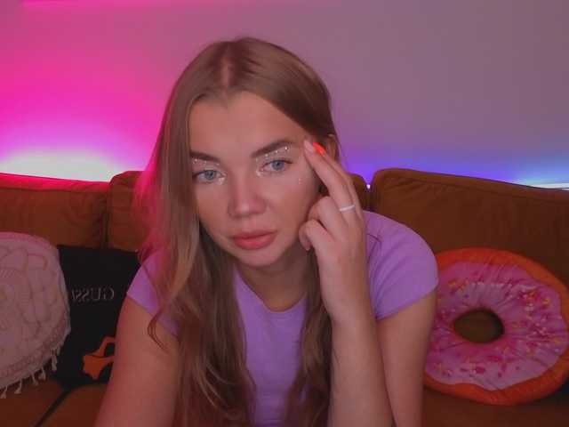 MiamiMur live cam on BongaCams