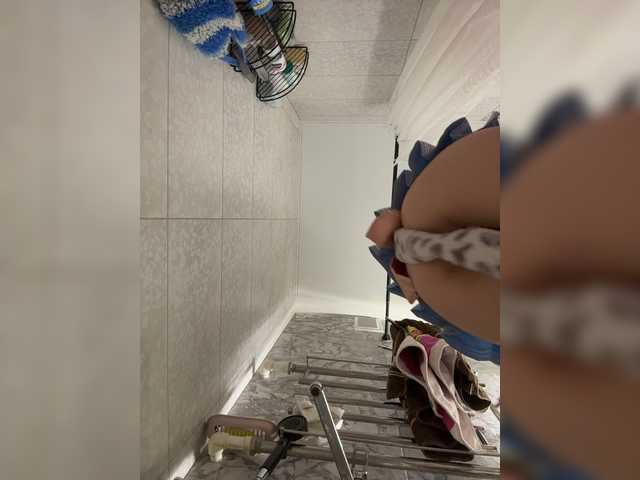 MiamiMur's BongaCams show and profile