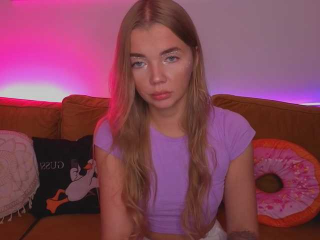 MiamiMur live cam on BongaCams