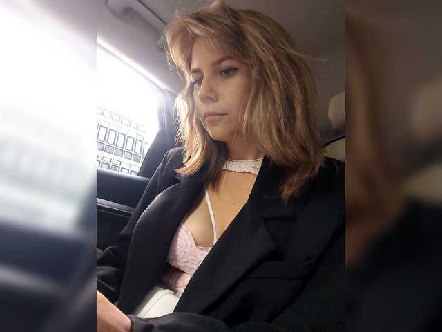 Isabella_Islay preview