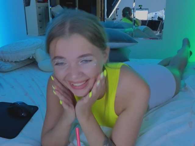 MiamiMur live cam on BongaCams