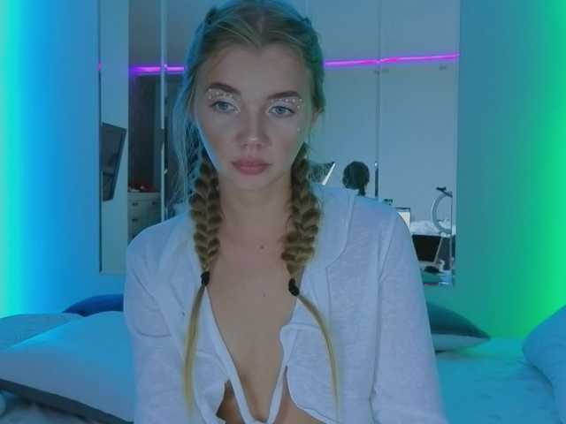 MiamiMur live cam on BongaCams