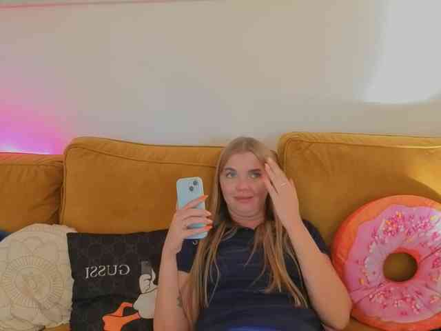 CarrieBradshaw webcam