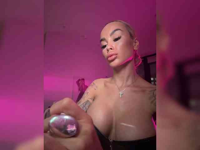 Model: Maria_Magdaleena
