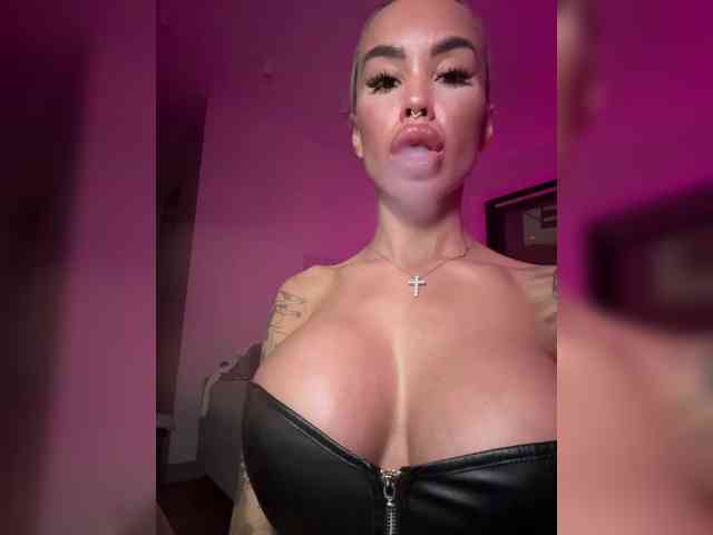 Model: Maria_Magdaleena
