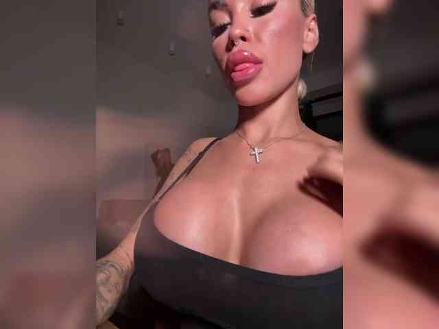 Model: Maria_Magdaleena
