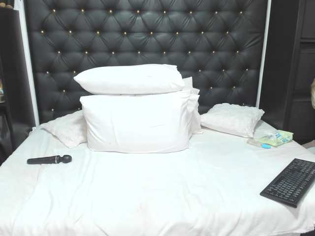 go to chat with BlondySexyy