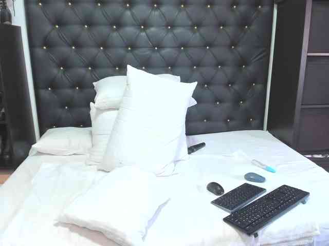 BlondySexyy webcam
