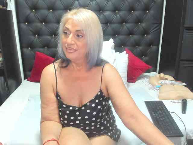 BlondySexyy