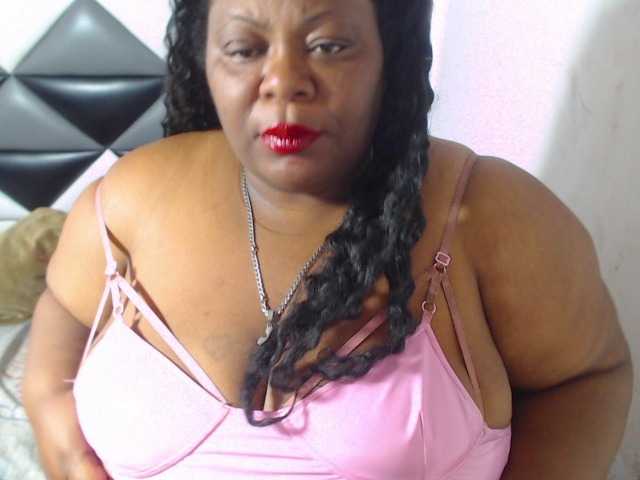 ShantalBBW live cam on BongaCams