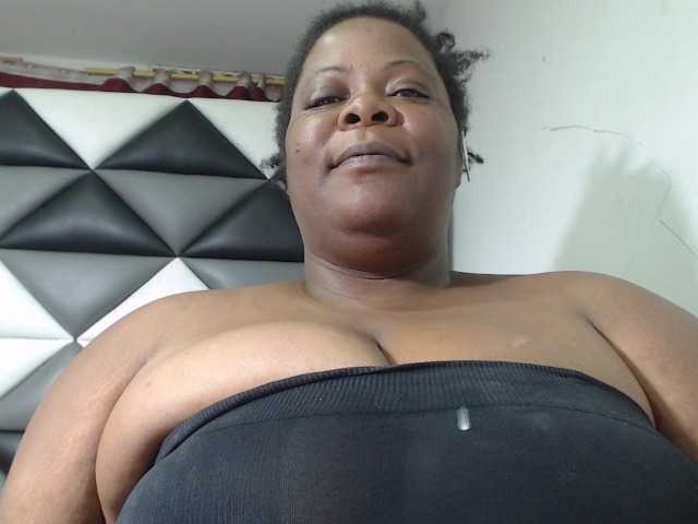 ShantalBBW live cam on BongaCams