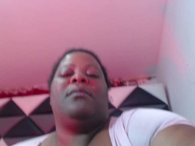ShantalBBW live cam on BongaCams