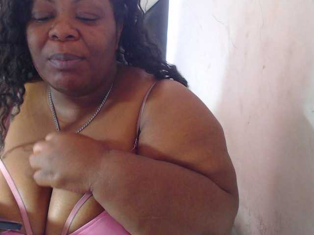 ShantalBBW live cam on BongaCams