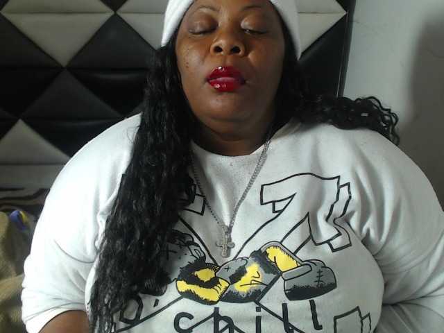 ShantalBBW live cam on BongaCams