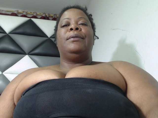 ShantalBBW live cam on BongaCams