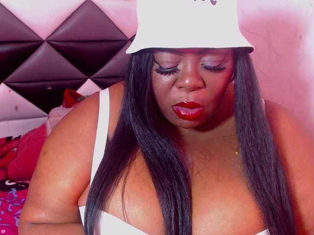 ShantalBBW live cam on BongaCams