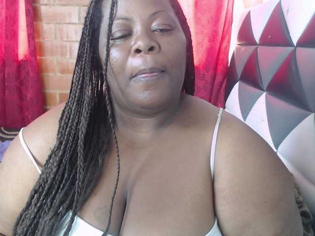 ShantalBBW live cam on BongaCams