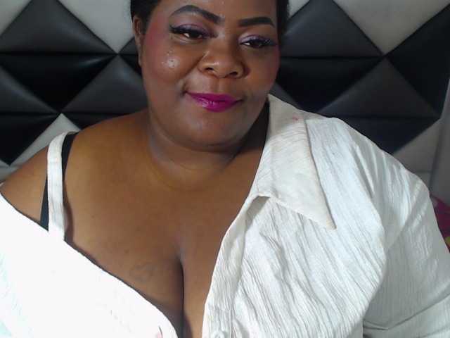 ShantalBBW — live female cam