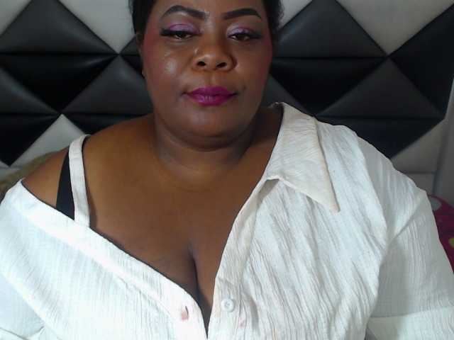 ShantalBBW — live female cam