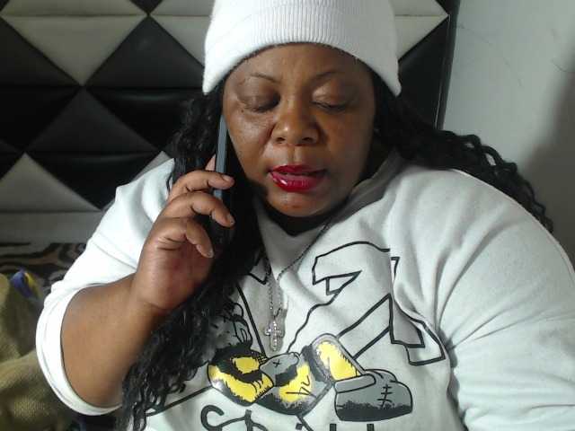 ShantalBBW live cam on BongaCams