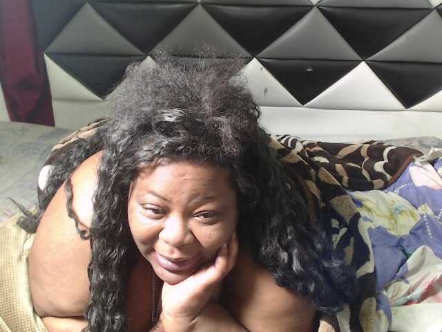 ShantalBBW live cam on BongaCams
