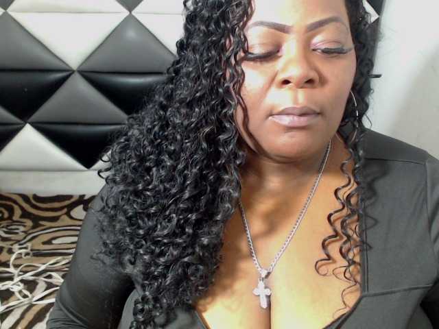 ShantalBBW live cam on BongaCams