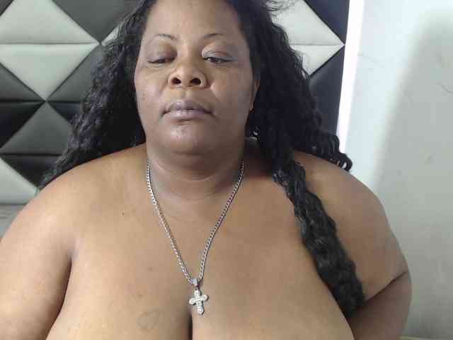 Modelo: ShantalBBW