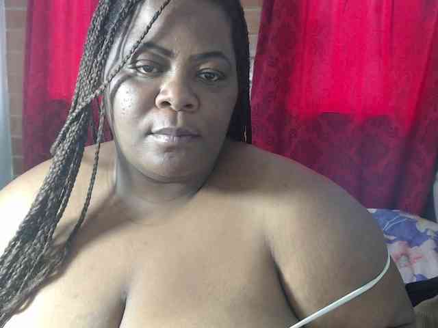 ShantalBBW webcam