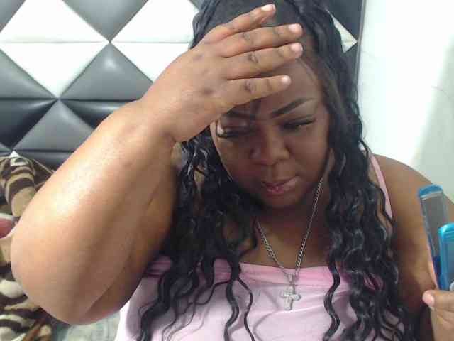 ShantalBBW webcam