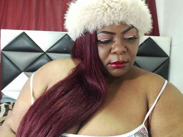ShantalBBW webcam