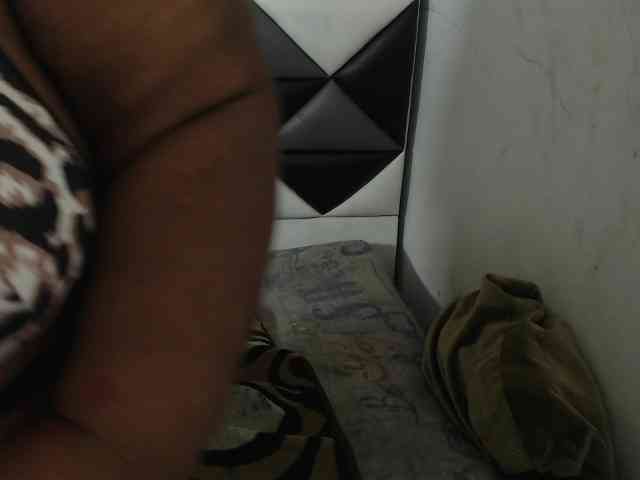 ShantalBBW webcam