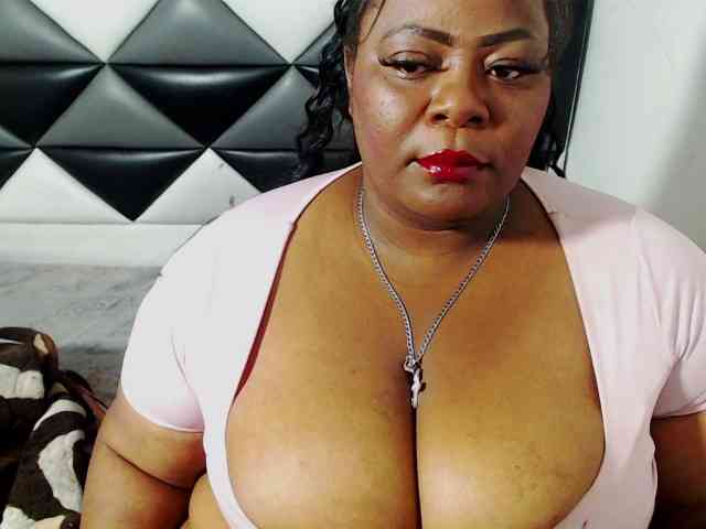 ShantalBBW ShantalBBW