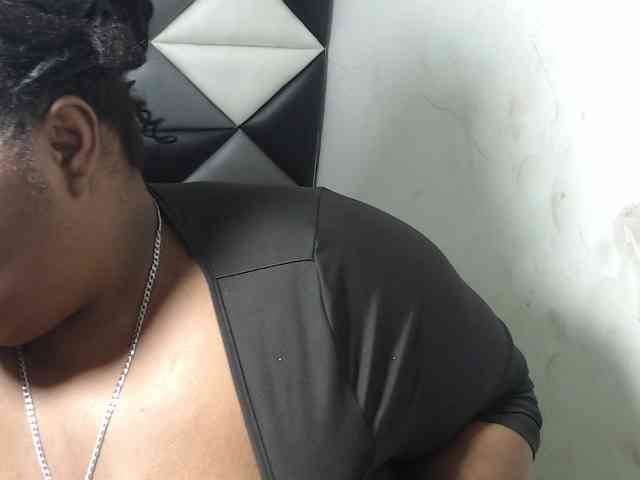 ShantalBBW webcam