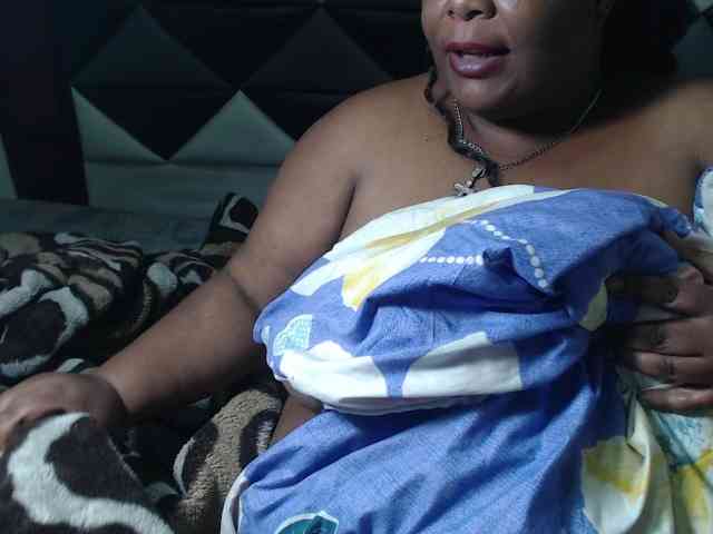 ShantalBBW webcam