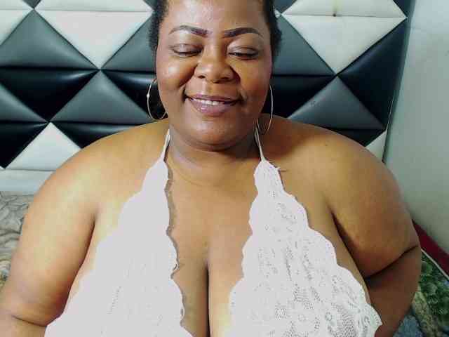 Modelo: ShantalBBW