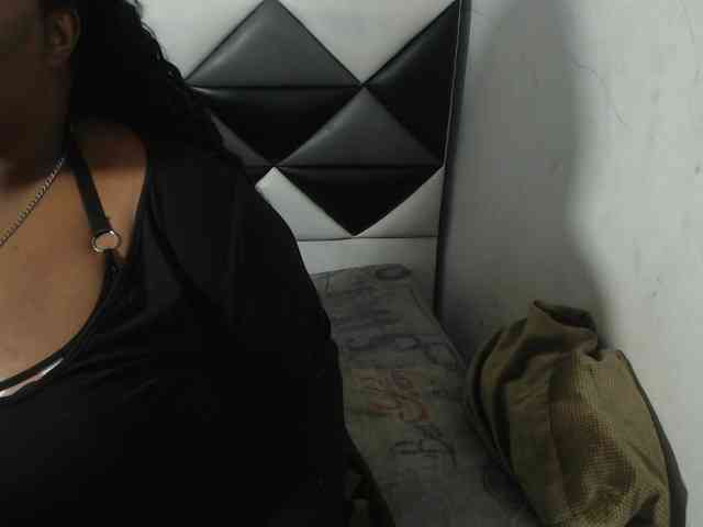 ShantalBBW webcam