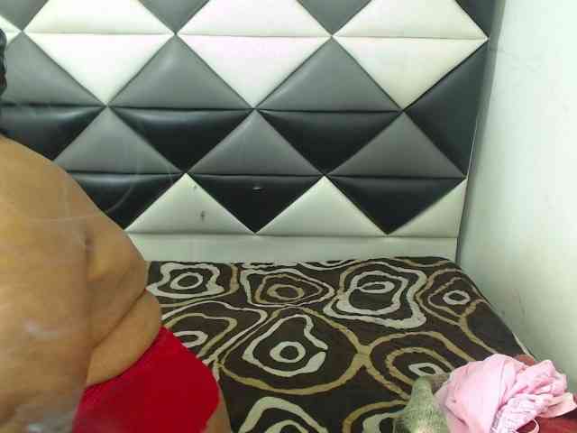 ShantalBBW webcam