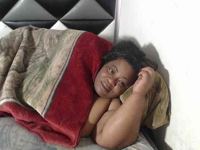 ShantalBBW webcam