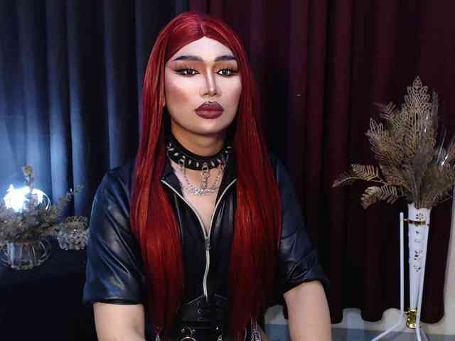MissGiaX Live Webcam on BongaCams