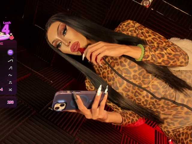 Live room thumbnail for mistress_anita