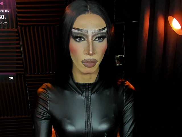 Anitacruisze1