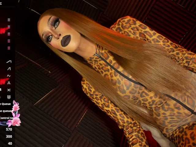 mistress_anita — live trans cam