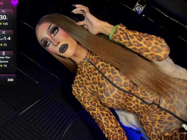 mistress_anita — live trans cam