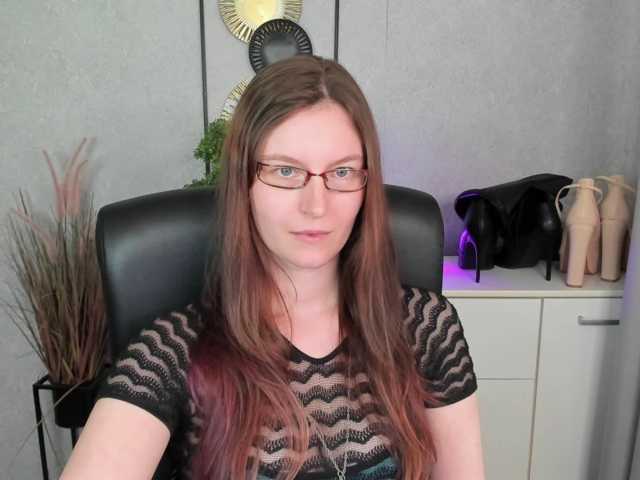 EmmaHeart live cam on BongaCams