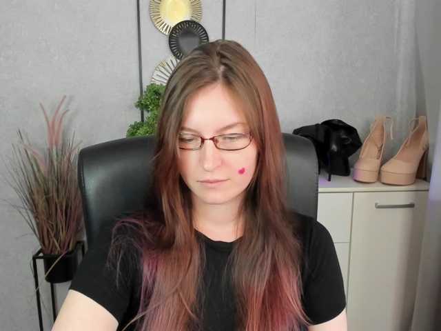 EmmaHeart live cam on BongaCams
