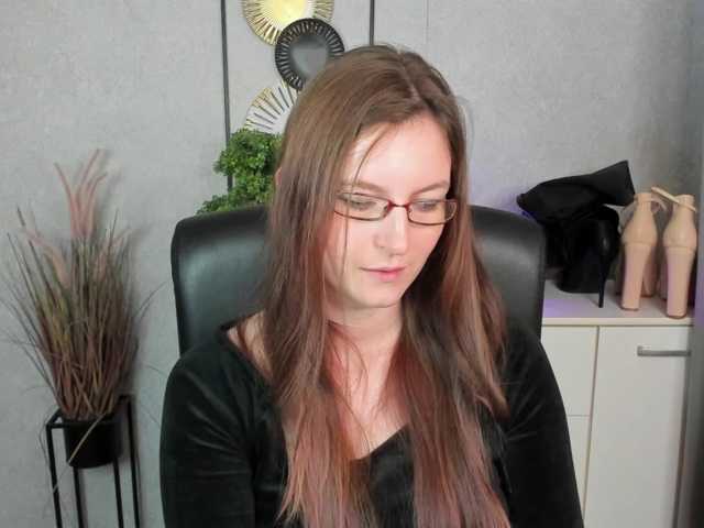 EmmaHeart live cam on BongaCams