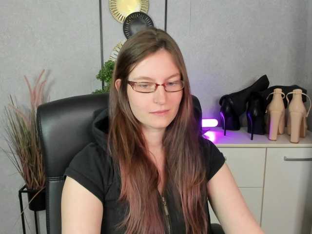 EmmaHeart live cam on BongaCams