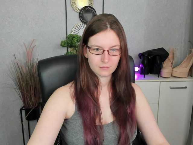 EmmaHeart live cam on BongaCams