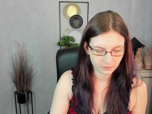 EmmaHeart live cam on BongaCams